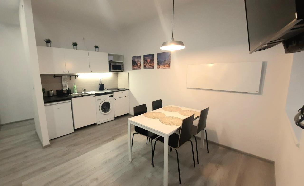 Apartment Delux12