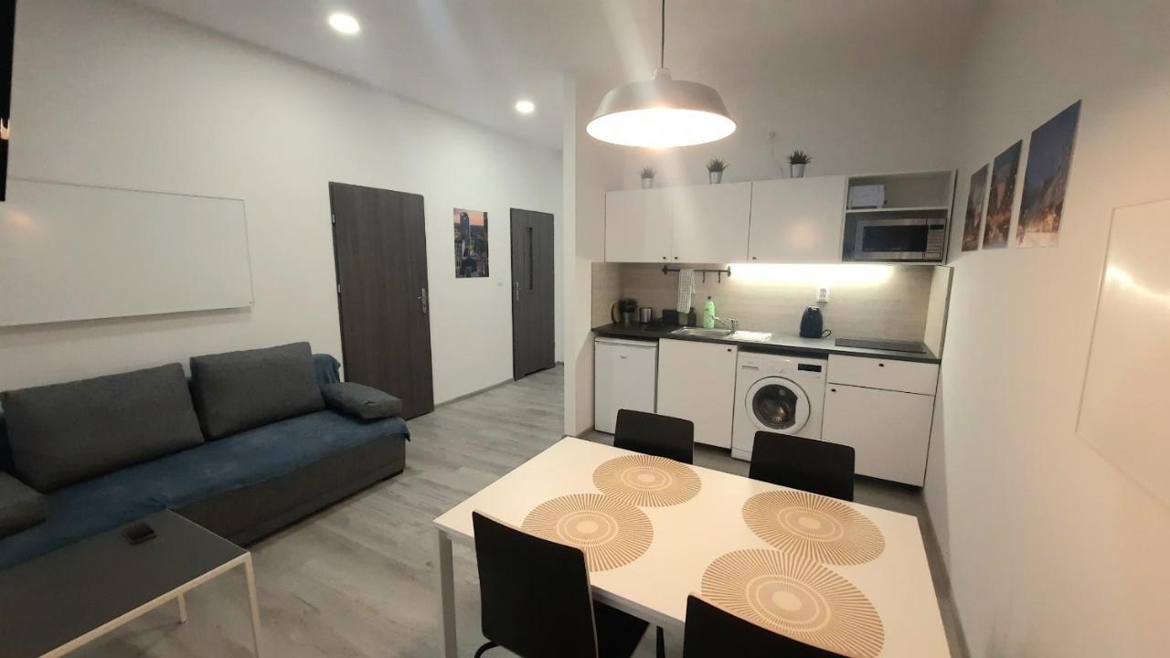 Delux12 * Lodz (Lodz)